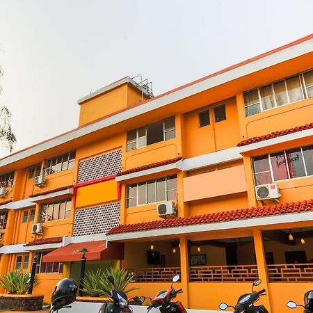 Oyo 18794 Hotel Colva Plaza 외부 사진