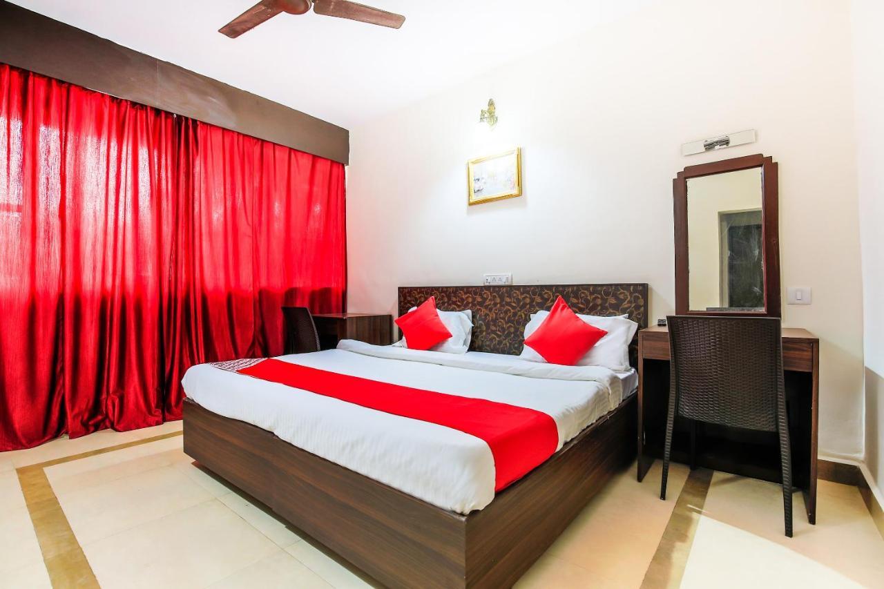 Oyo 18794 Hotel Colva Plaza 외부 사진